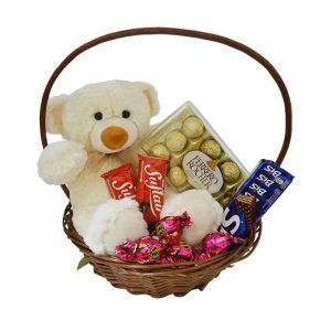 Cesta de Chocolate com Pelúcia - Mais que Flores